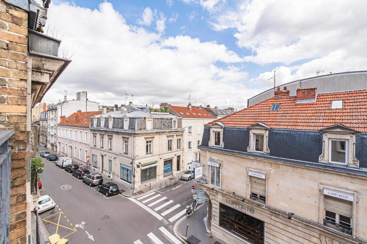 Bar A Bulles - Ancien Comptoir Transforme Villa Reims Exterior photo